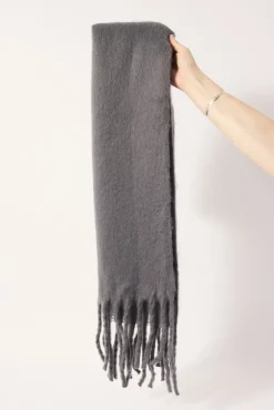 Cosy Oversized Knit Scarf Grey