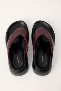 Cullen Burgundy Oily Leather