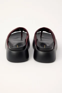 Cullen Burgundy Oily Leather