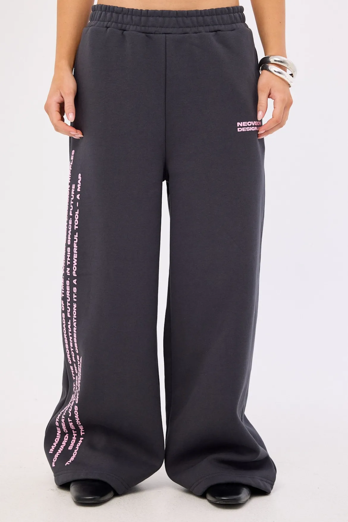 Distopia Straight Leg Trackpant Sunfade Black