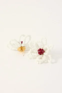 Elina Beaded Flower Earrings White