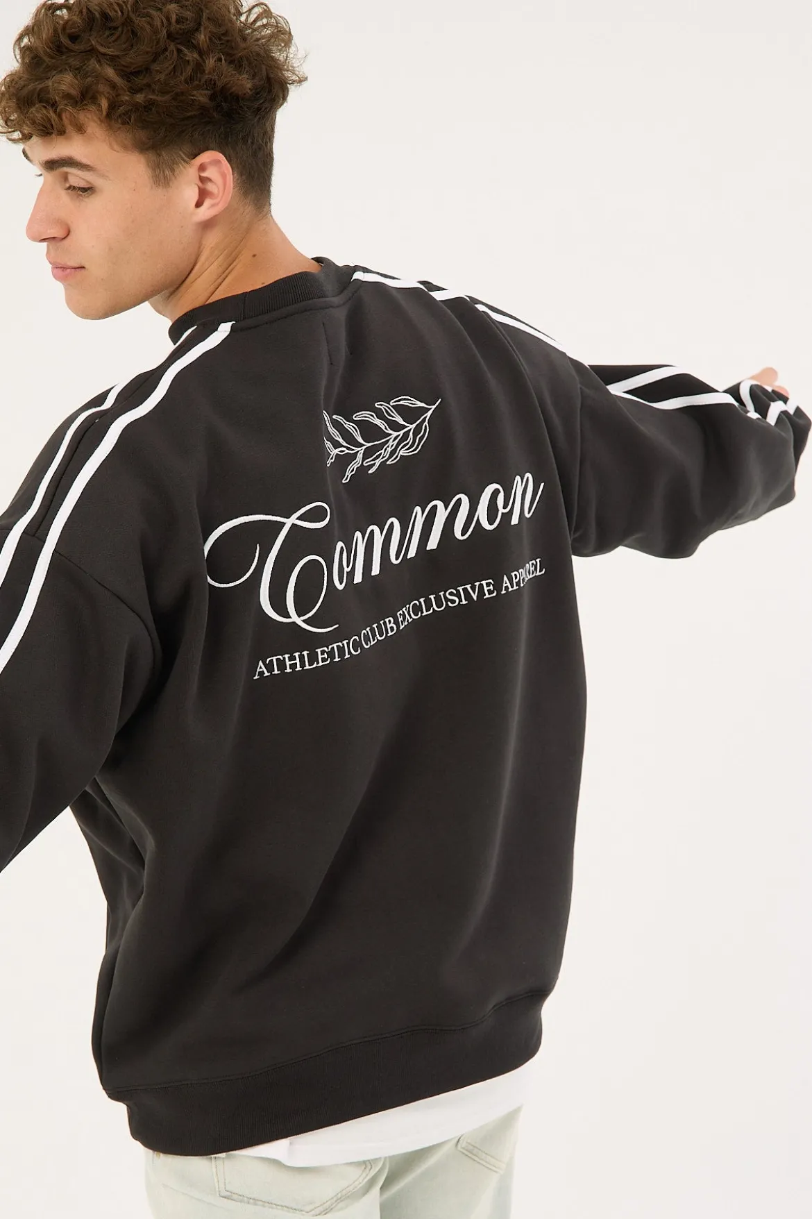 Elite Crew Sweater Black