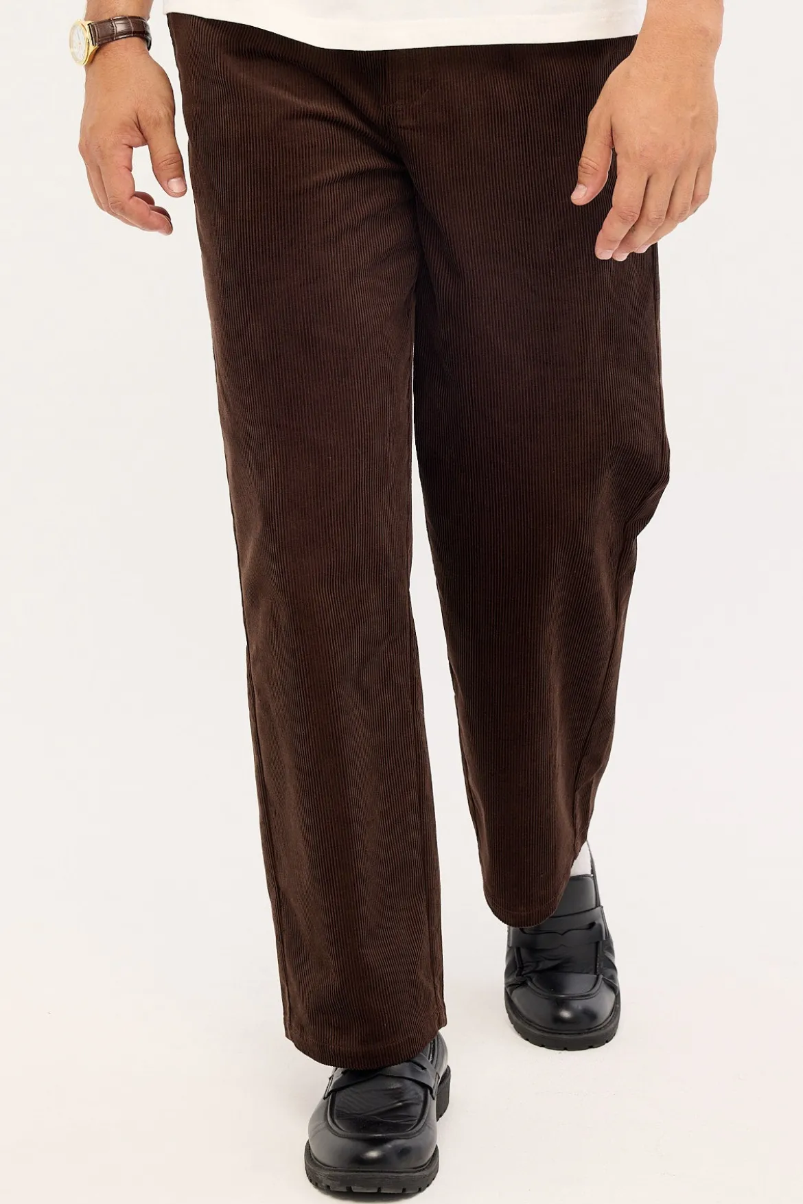 Emmett Pleated Cord Trouser Dark Brown