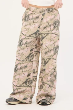 Exhibit Straight Leg Sweatpant Pink Camo