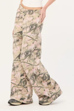 Exhibit Straight Leg Sweatpant Pink Camo