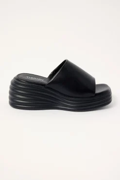 Flaunt Wedge Heel Black