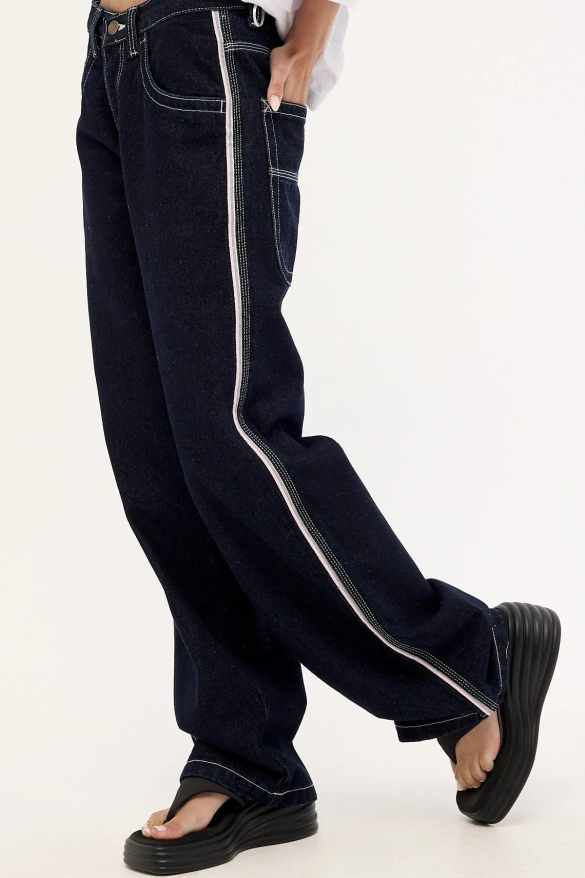 Flip Mommy Low Rise Wide Leg Jean Raw Dawg/pink