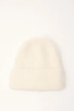 Fluffy Knit Beanie Cream