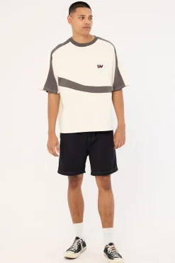 Frequency Baggy Nylon Short Black