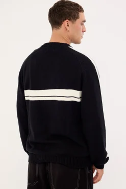 Frost Lines Knitted Crew Black