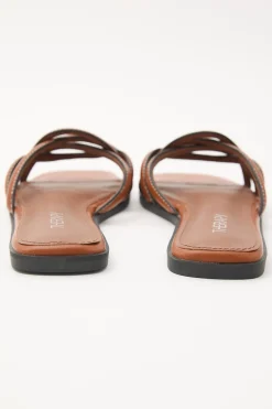 Gabrielle Slide Tan Tan