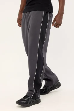 Gallery Panel Sweatpant Washed Black