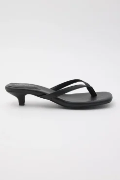 Heatwave Thong Heel Black