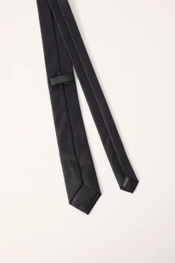 Honour Classic Tie Black