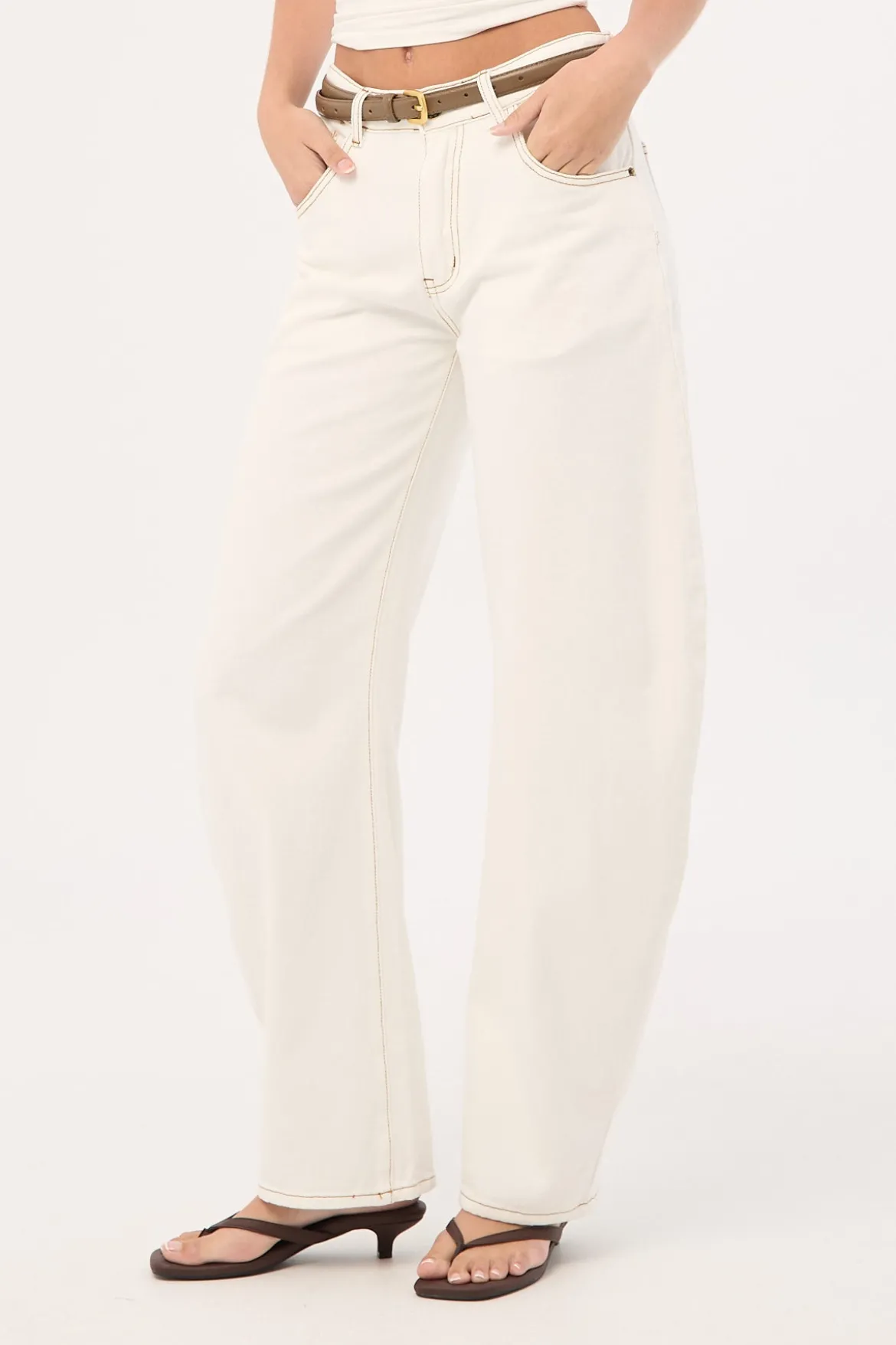 Horseshoe Barrel Jean Porcelain