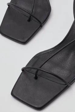 Ibby Heel Black