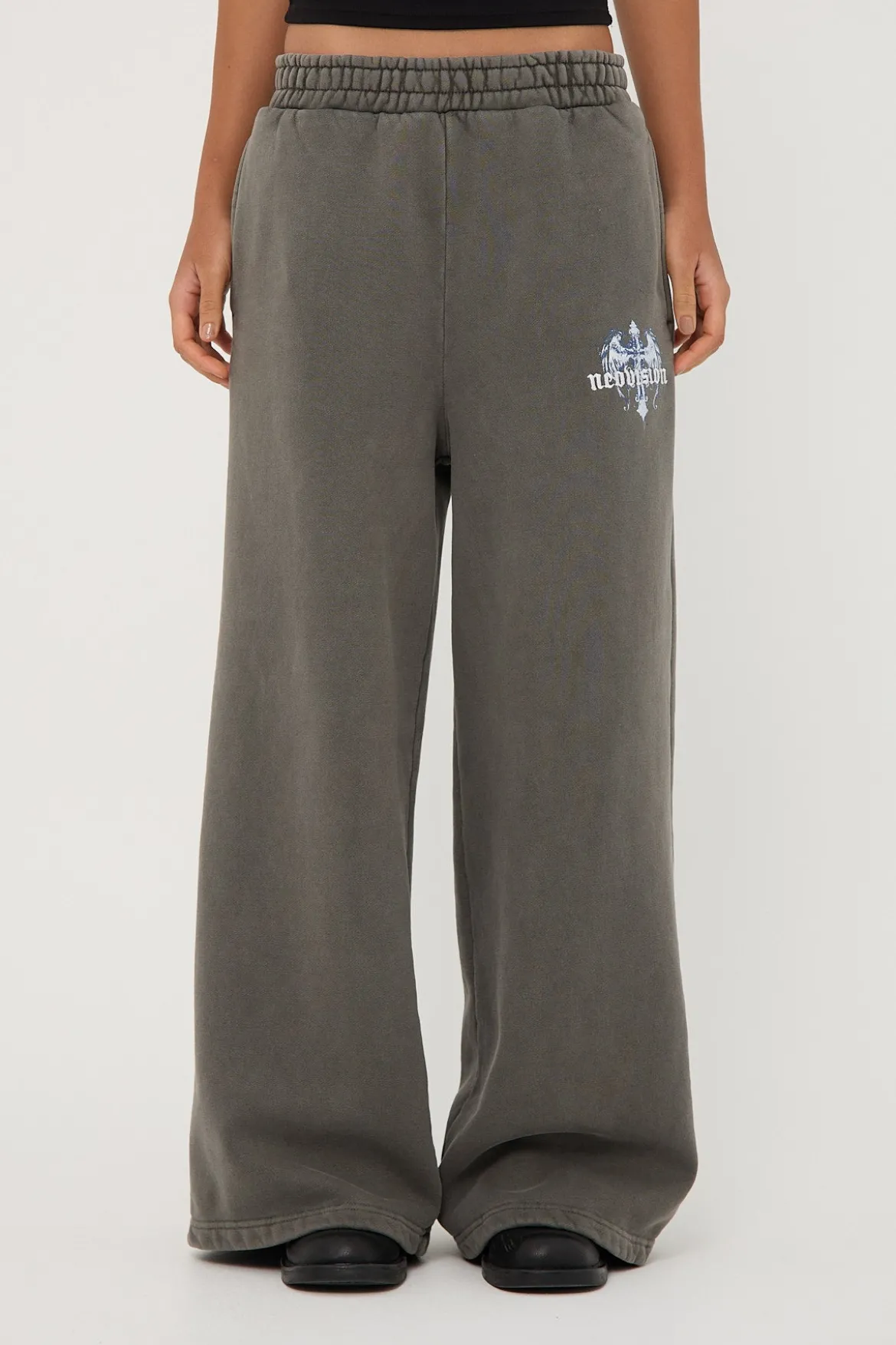 Insignia Cross Straight Leg Sweatpant Washed Grey