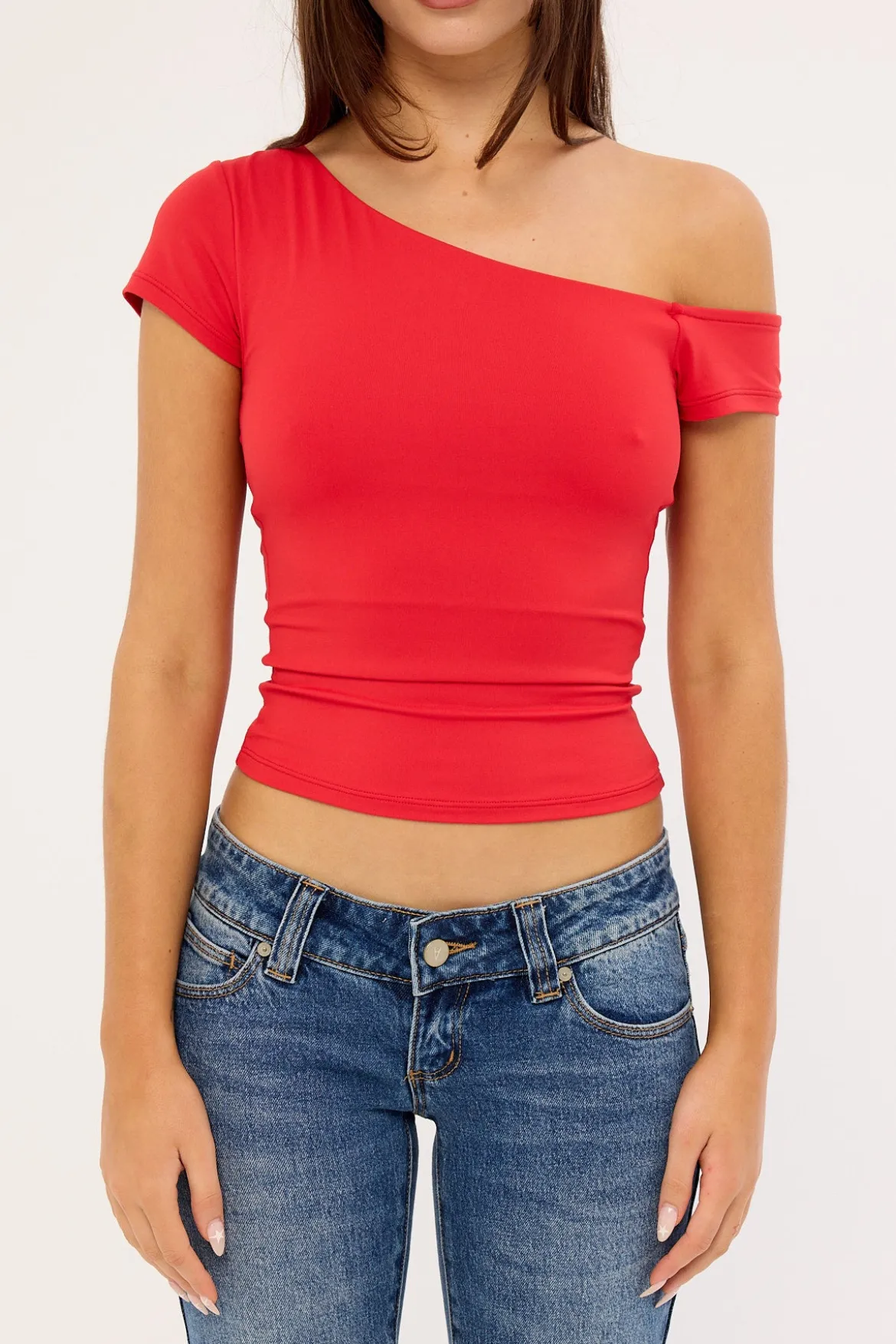 Jude Off Shoulder T-shirt Red