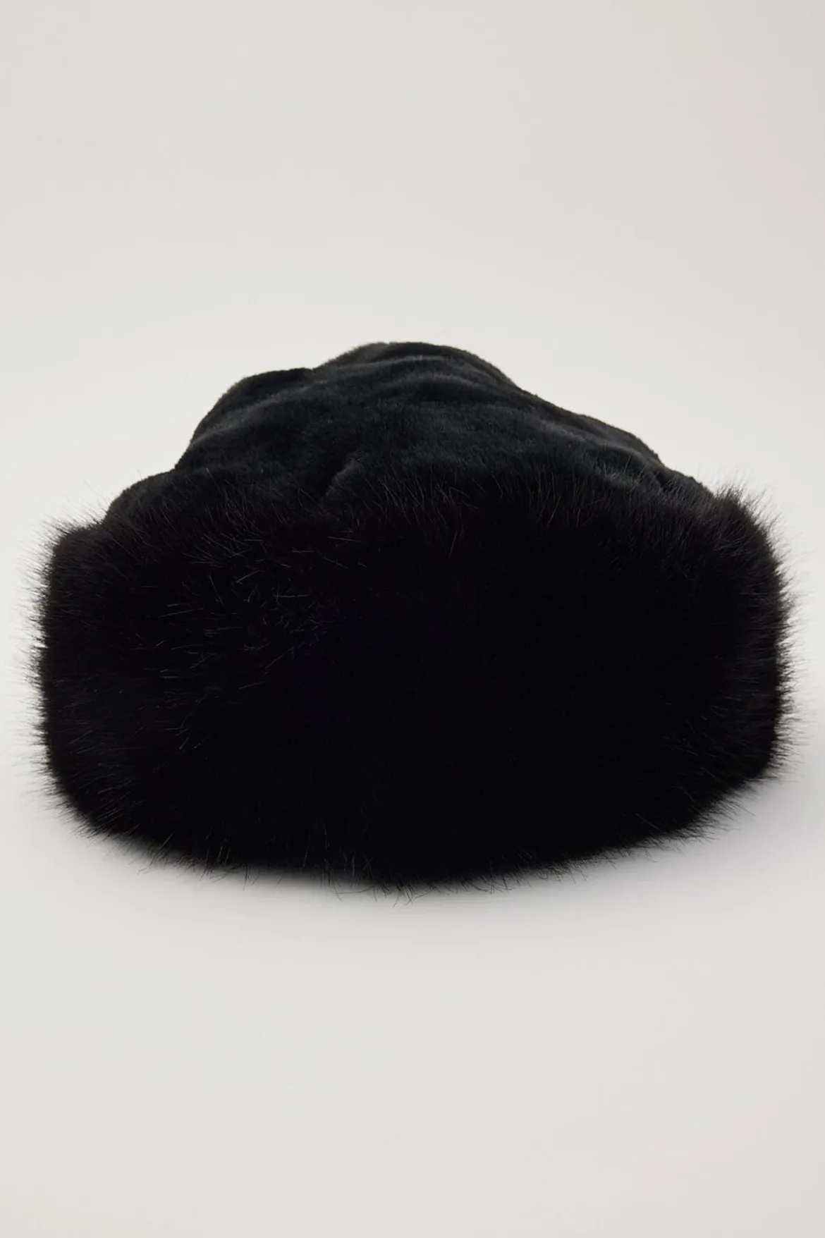 Kiki Faux Fur Hat Black