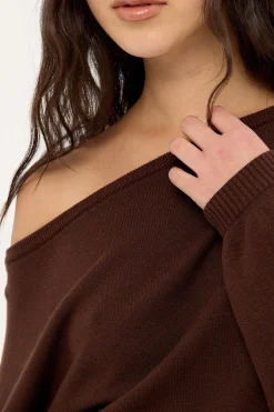 Kiki Slouched Off shoulder Knit Chocolate