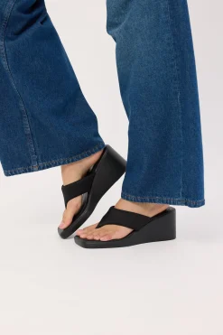 Lem Wedge Heel Black