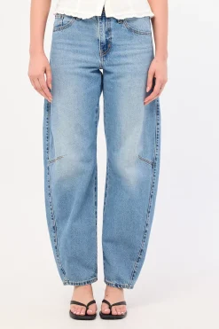 Levi's Baggy Dad Barrel Jean Easy Days