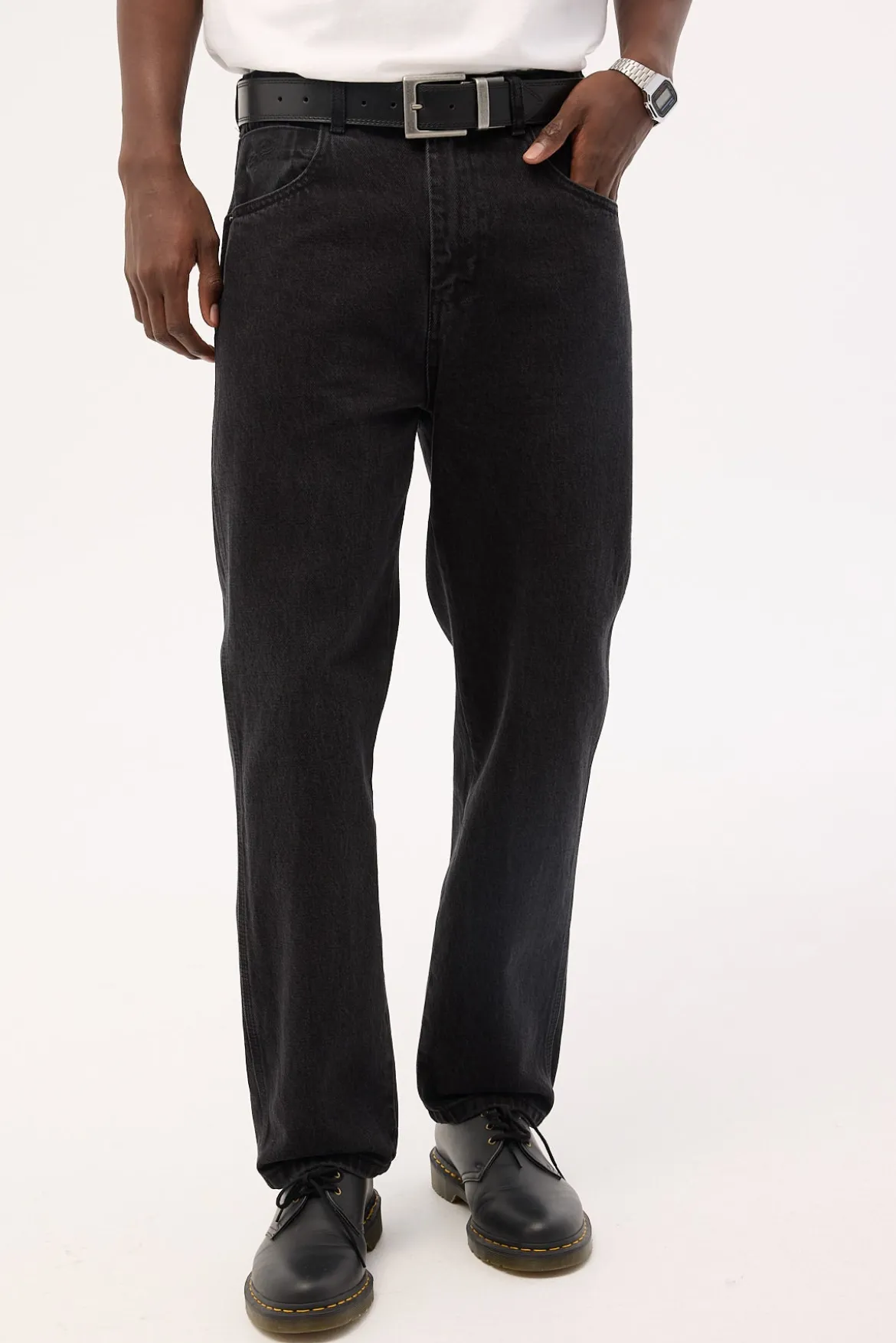 Lounger Jean Worship Washed Black