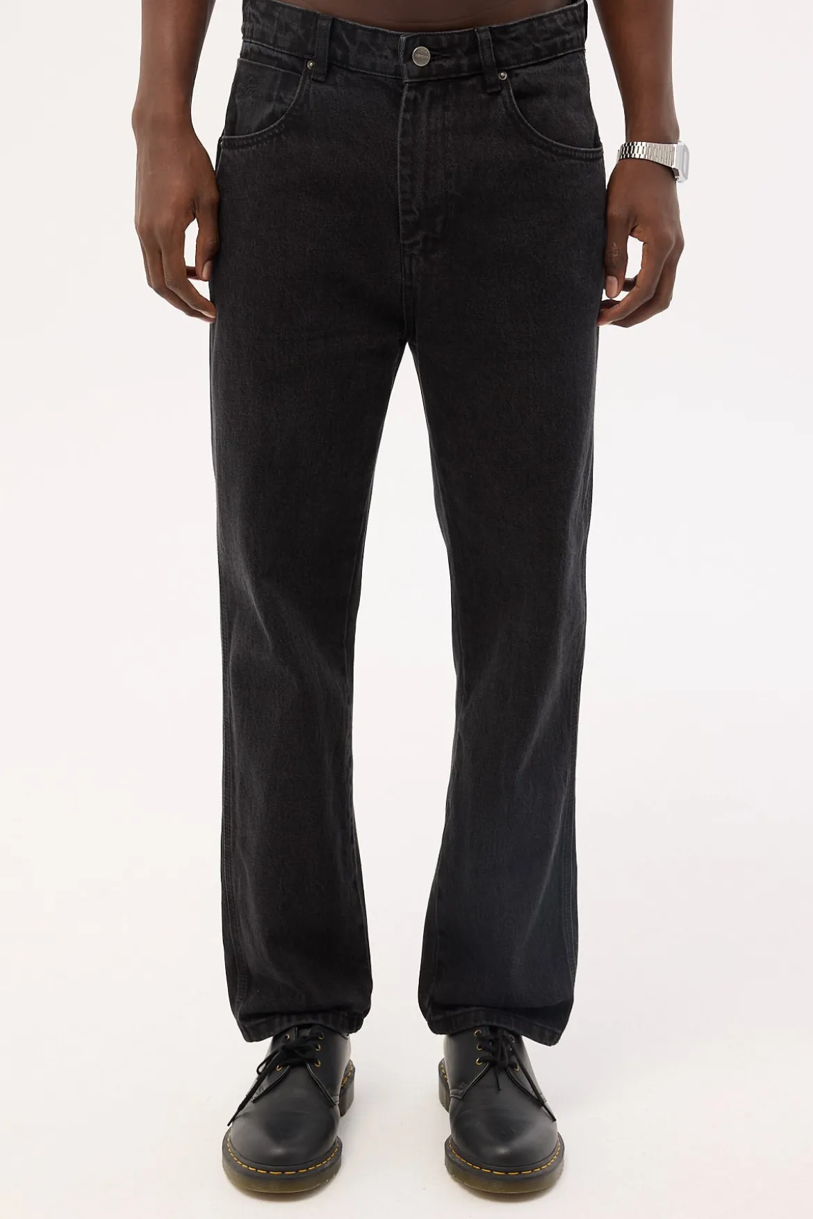 Lounger Jean Worship Washed Black