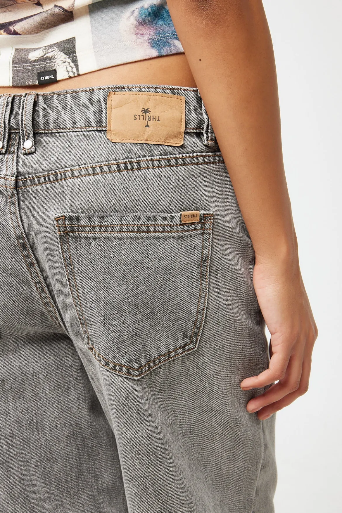 Low Billie Baggy Jean Washed Grey