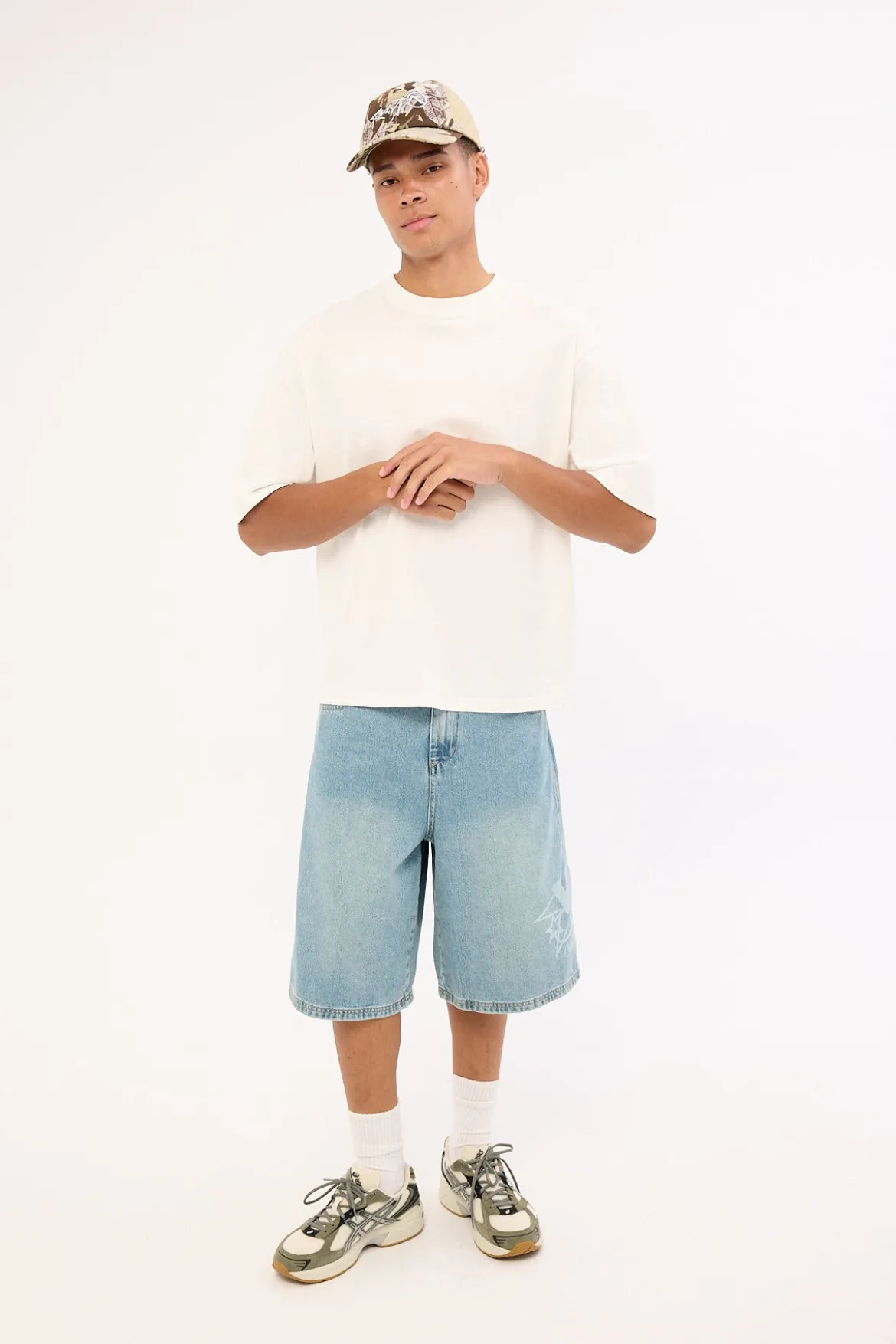Low Goes Dozer Jean Short Light N Dirty