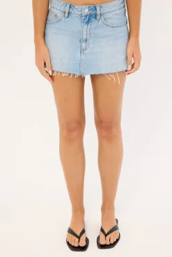 Low Relaxed Mini Skirt Side Street Fade