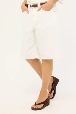 Low Rise Denim Skater Shorts True White