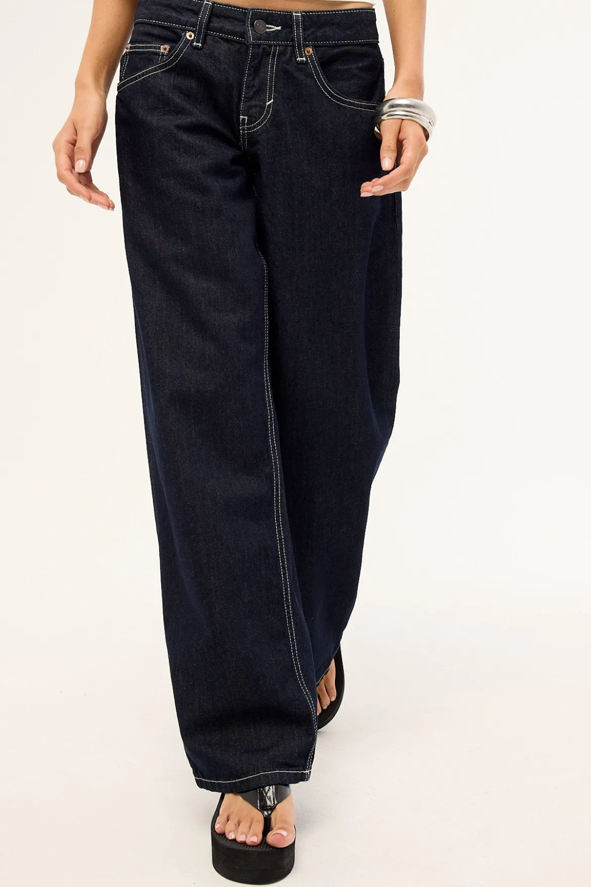 Low Rise Parallel Jean Indigo Contrast Stitch
