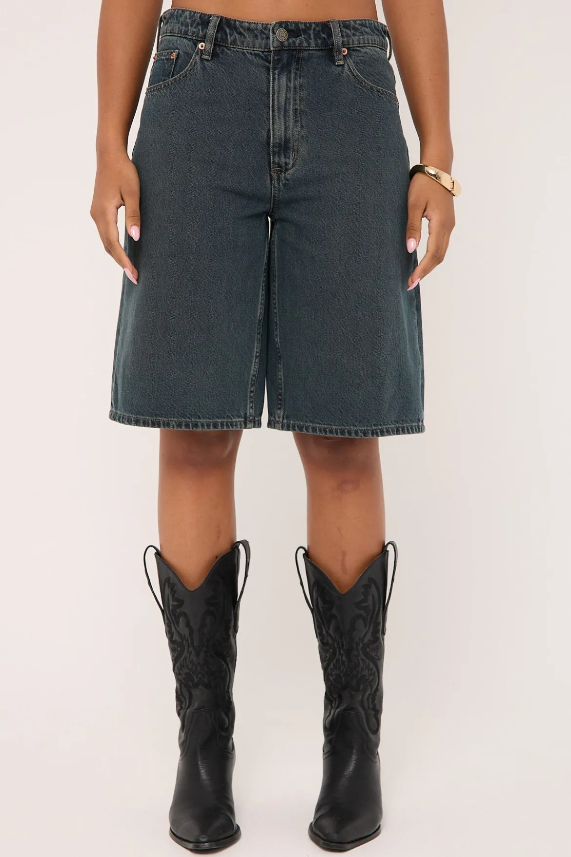 Low Slouch Denim Jort Smoked Tea