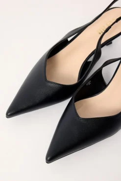 Lush Black