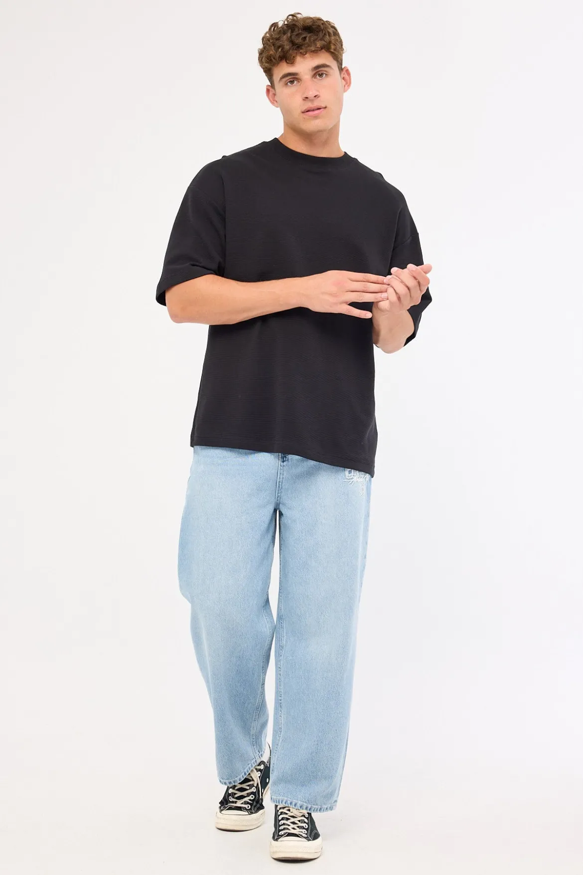 Luxe Ottoman Easy Tee Black