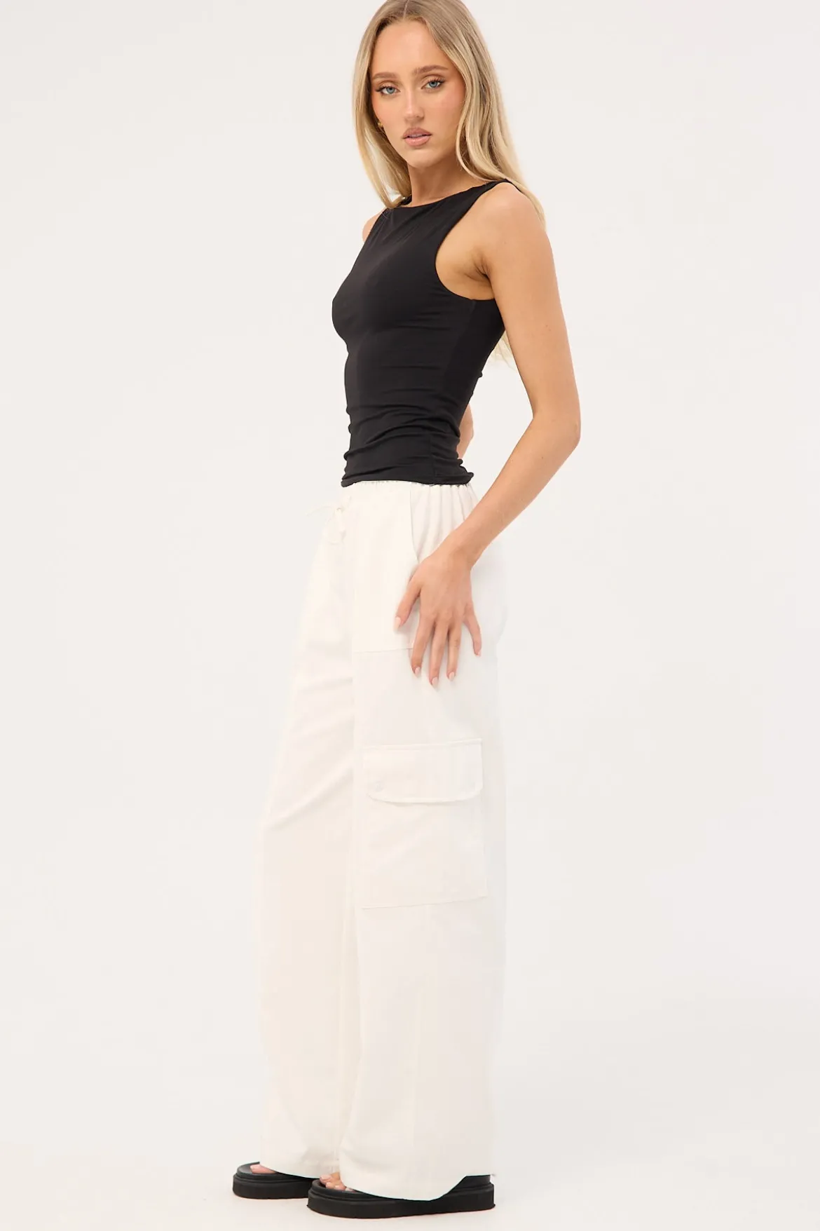 Maisy Mid Rise Cargo Pant White