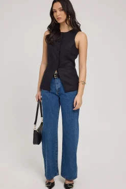 Menorca Long Line Vest Black