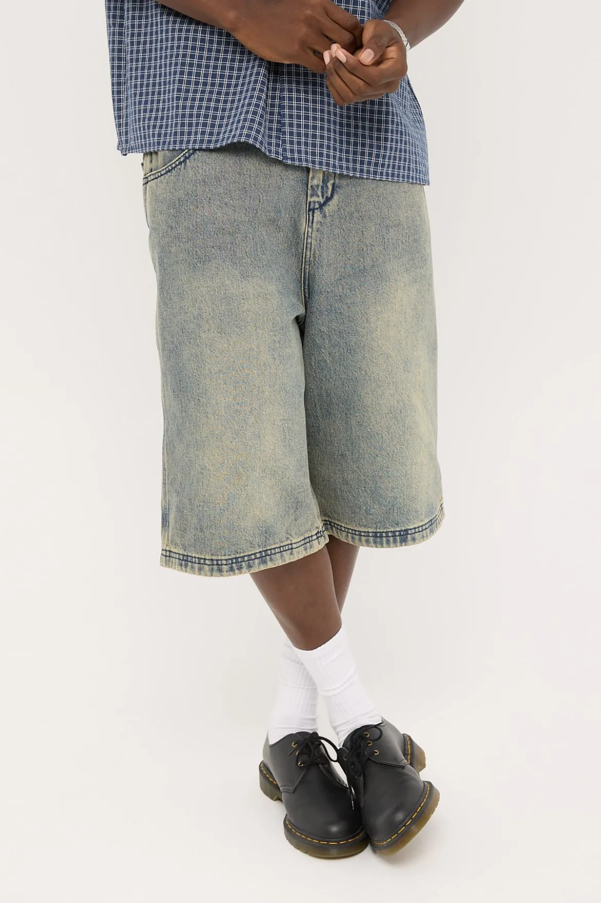 Messenger Dozer Jean Short Corrosive