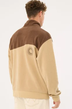 Mountains Polar Fleece Brown Sand