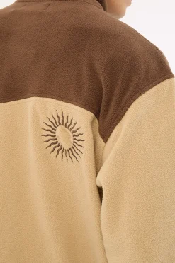 Mountains Polar Fleece Brown Sand
