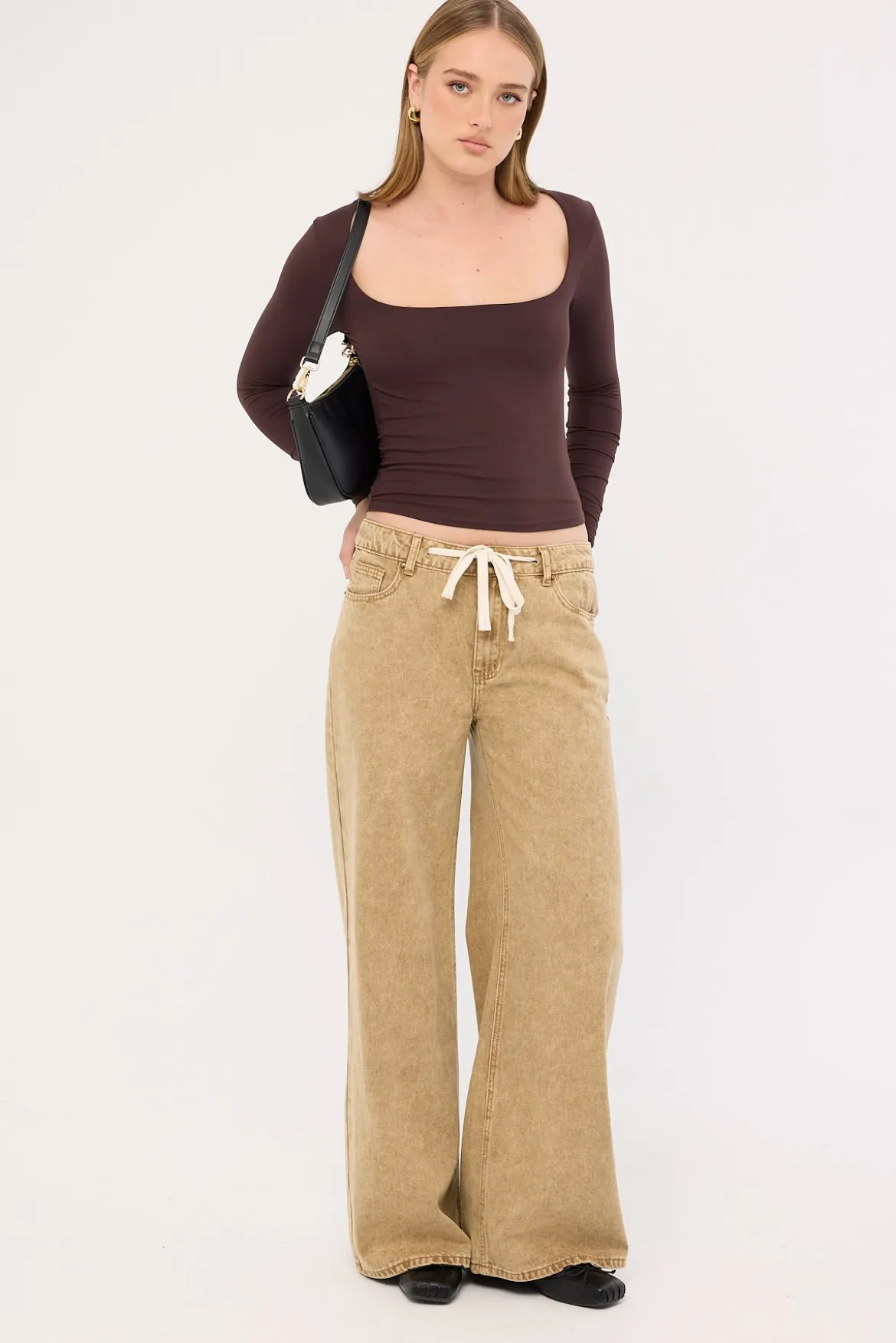 Muse Jean Camel