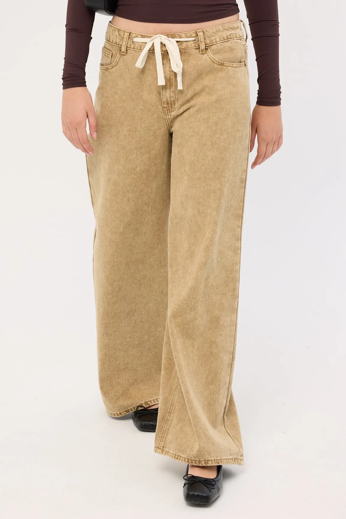 Muse Jean Camel