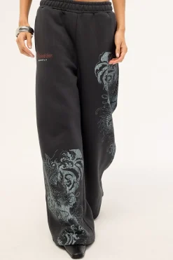Nami Straight Leg Trackpant Washed Black