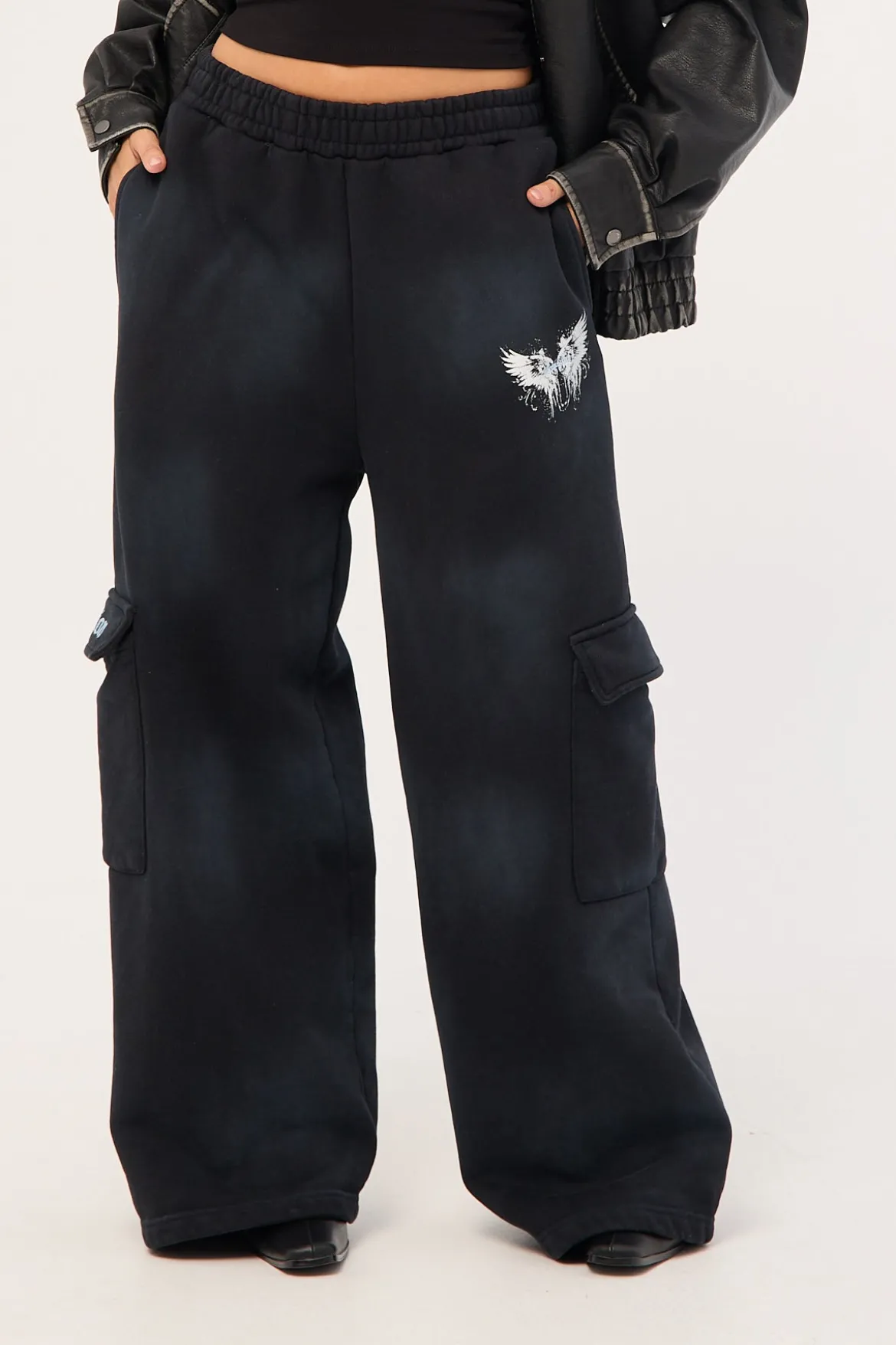 Nocturne Cargo Trackpant Washed Black