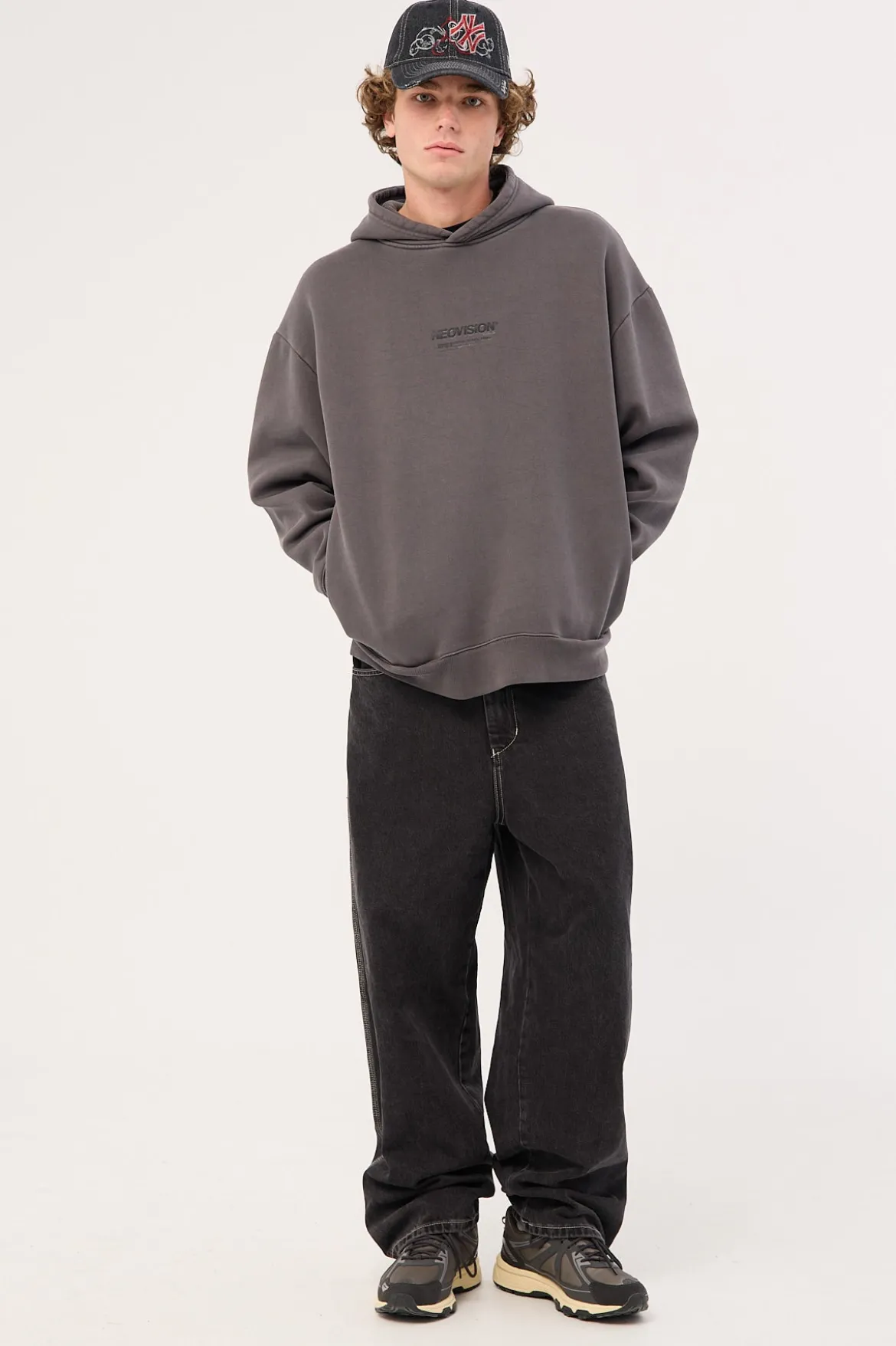 Nova Street Hoodie Washed Black