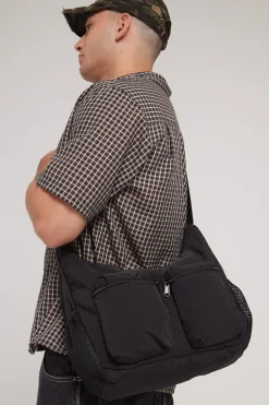 Nylon Messenger Bag Black