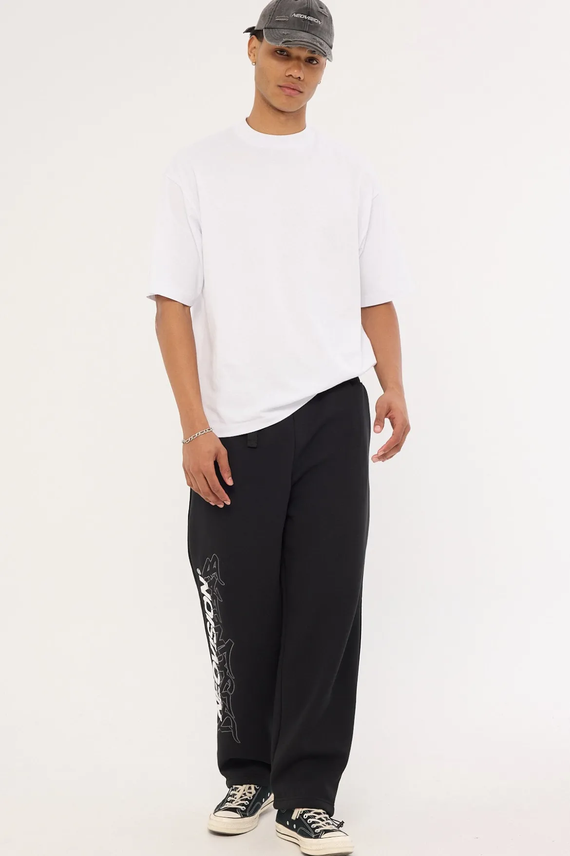 Offset Elastic Cuff Sweat Pant Black