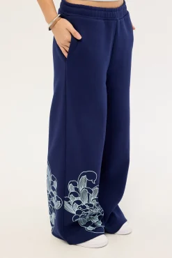 Osaka Night Straight Leg Trackpant Navy