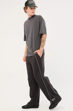 Oscillate Baggy Sweatpant Black
